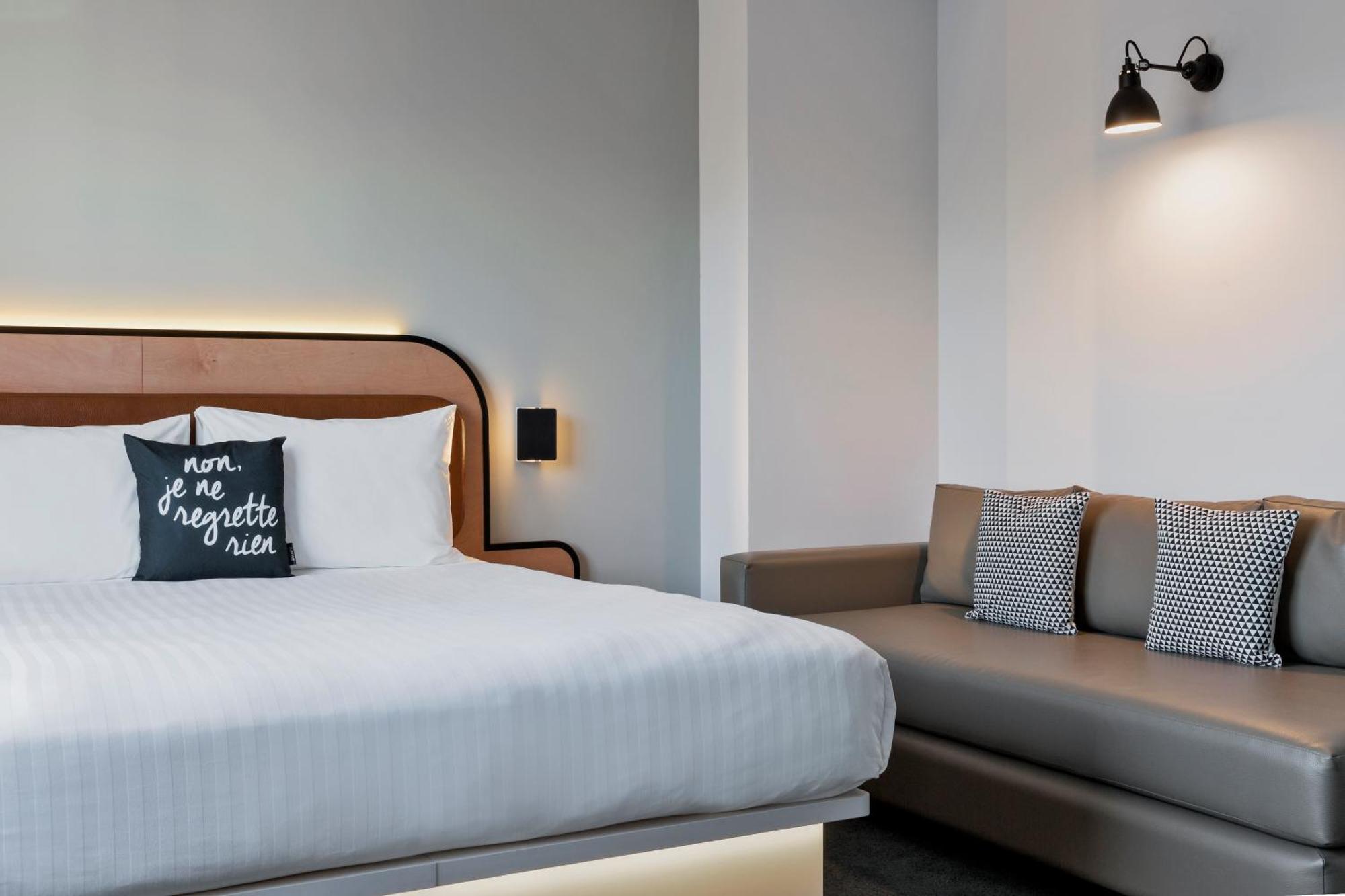 Moxy Paris Bastille Hotel Bagian luar foto