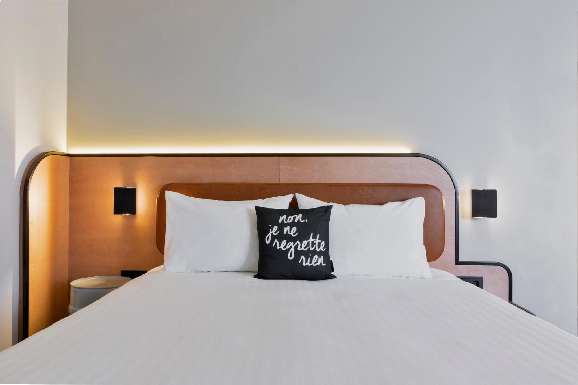 Moxy Paris Bastille Hotel Bagian luar foto